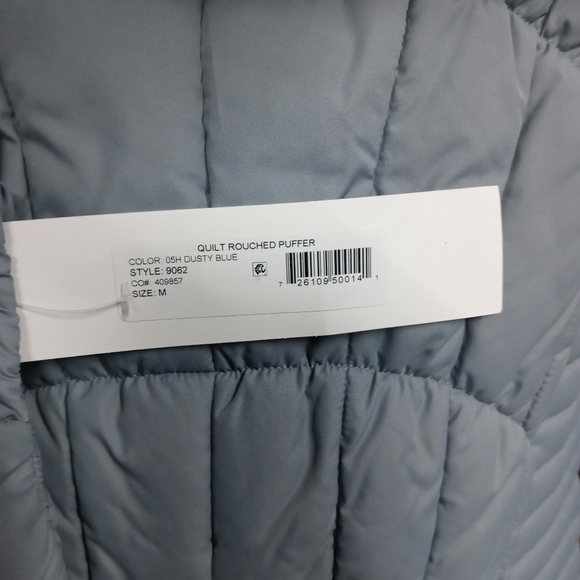 Below Zero puffer hoodie jacket - Picture 5 of 5
